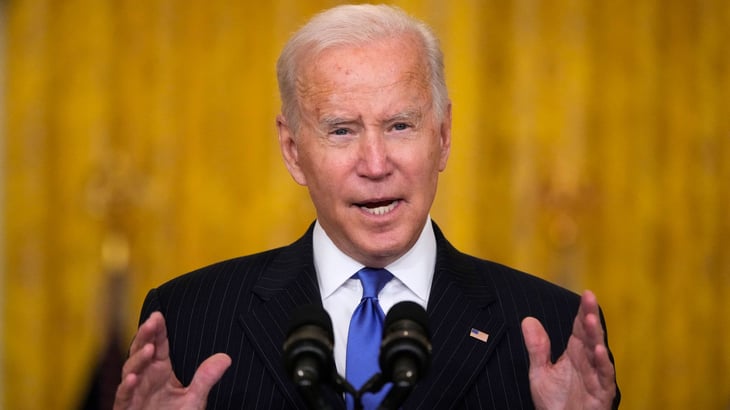 Joe Biden afirma que cadenas minoristas tendrán productos suficientes en Navidad