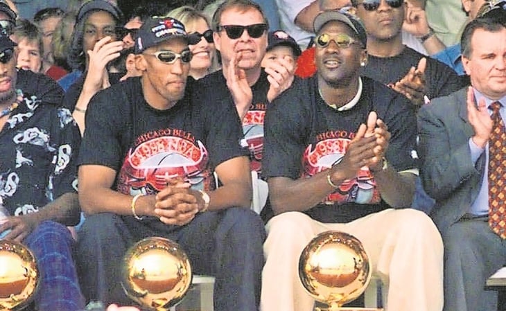Michael Jordan arruinó el basquetbol, asegura Scottie Pippen