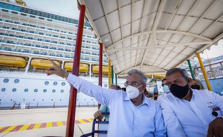 Rocha anuncia construcción de muelle para cruceros en Mazatlán
