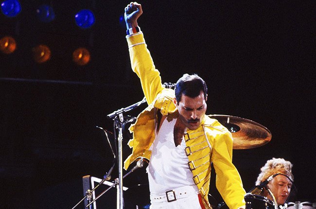Rinden homenaje a Freddie Mercury en Londres por tres décadas sin el 