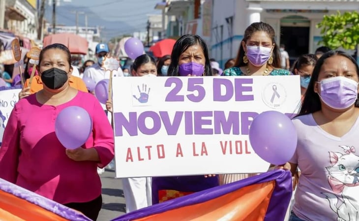 Mujeres de Oaxaca realizan Marcha del Silencio