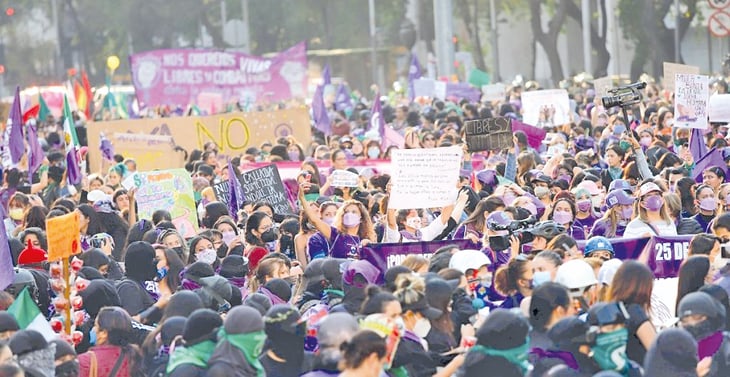 Mujeres en 11 estados protestan, exigen justicia a feminicidios