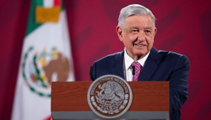 López Obrador presentará en el Zócalo el informe de sus tres años de Gobierno