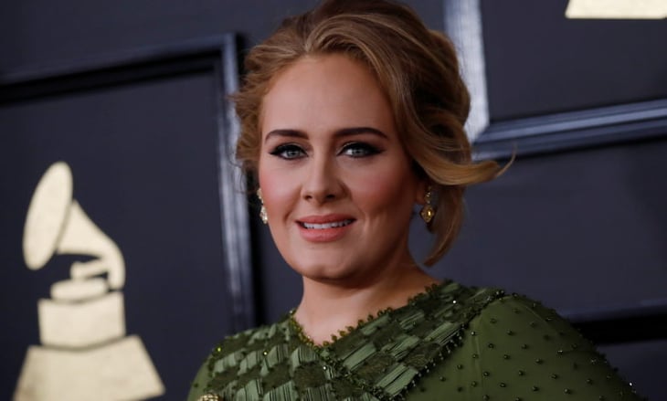 Netflix 'pone el ojo' en Adele; harían documental
