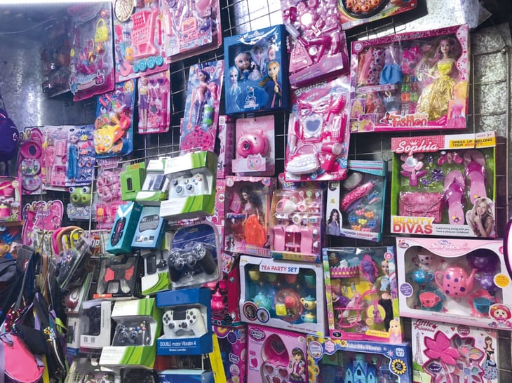 Comerciantes de Monclova ya no invierten en juguetes para Navidad
