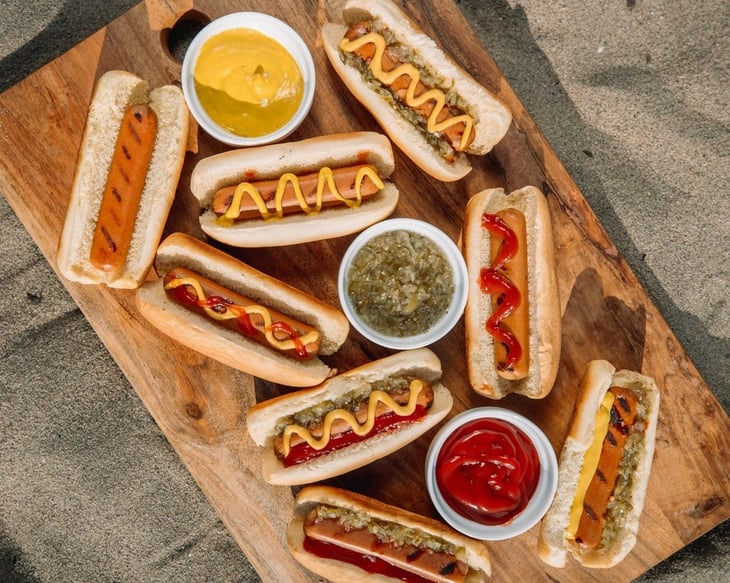 Estos son los tipos de hot dogs en Latinoamérica