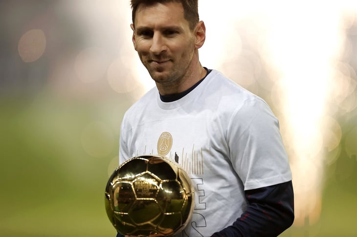 Messi comparte el Balón de Oro con la fición del PSG