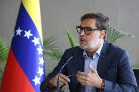 Venezuela dice a EU que Maduro es quien impulsó el diálogo con la oposición