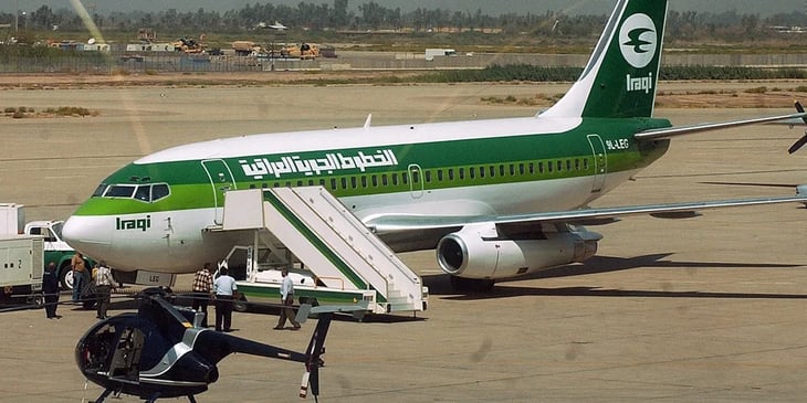 Un avión con más de 400 inmigrantes iraquíes partió hoy de Minsk