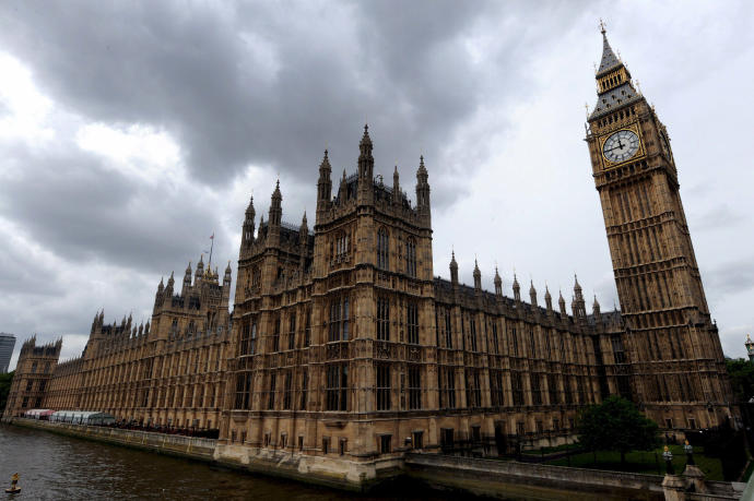 El Parlamento británico investigará trazas de cocaína encontradas en diversos lavabos