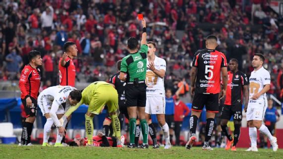 Pumas analiza protestar arbitraje de la semifinal de vuelta; quieren sentar un precedente