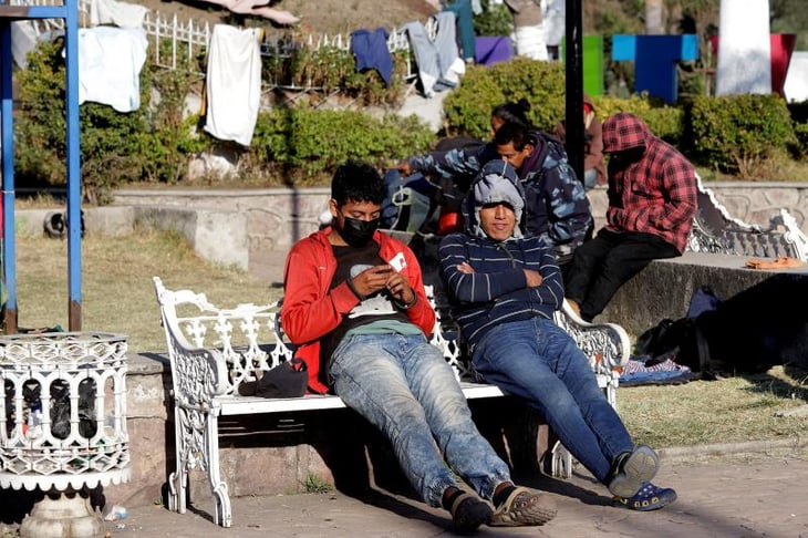 Caravana migrante reposa en Puebla tras avanzar unos mil kilómetros 
