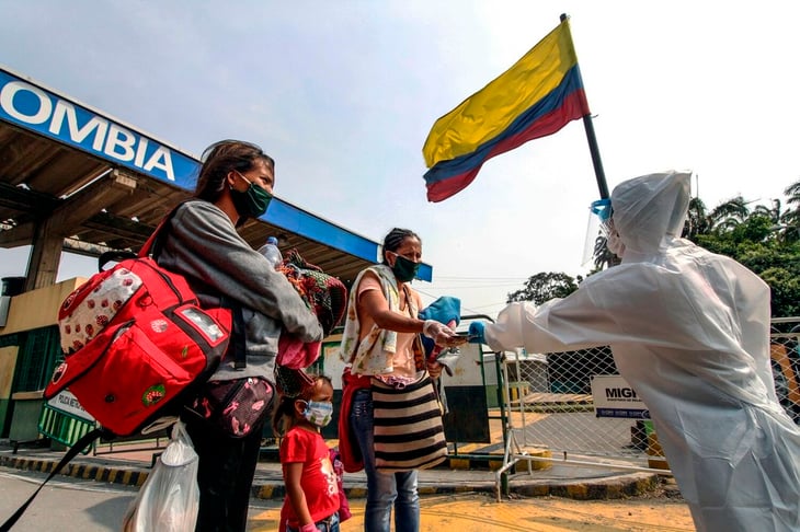Colombia suma 55 muertes y 1,915 casos nuevos de COVID-19