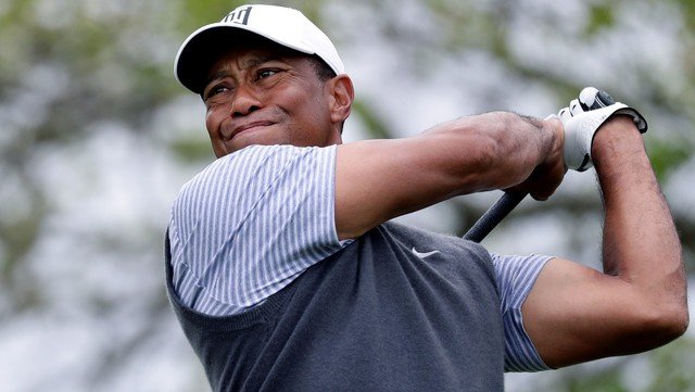 Tiger Woods jugará con su hijo en su vuelta a los torneos tras el accidente