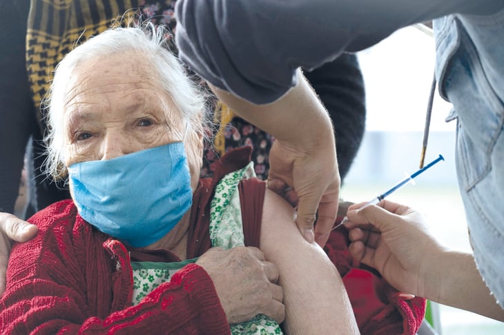 Vacuna COVID-19 para abuelitos en Coahuila 