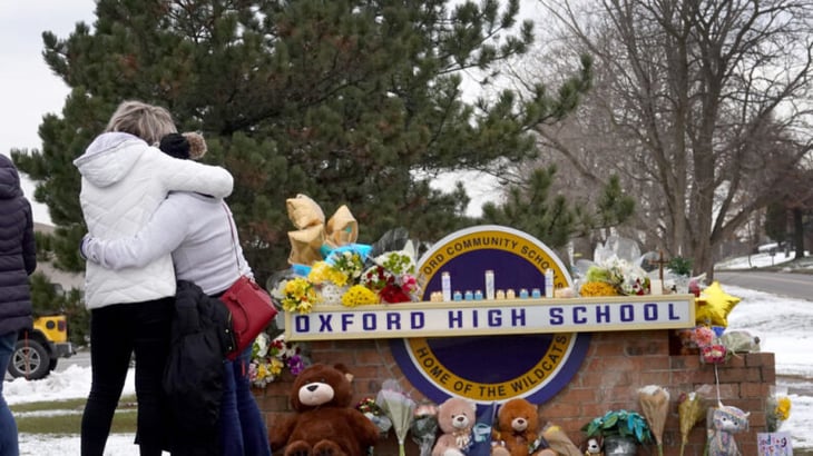 La escuela secundaria de Oxford donde hubo un tiroteo afronta demandas multimillonarias