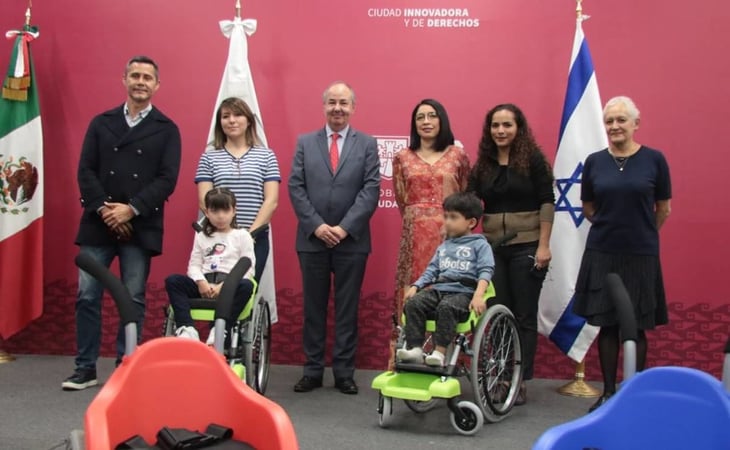 Embajada de Israel dona sillas de ruedas a DIF de la Ciudad de México