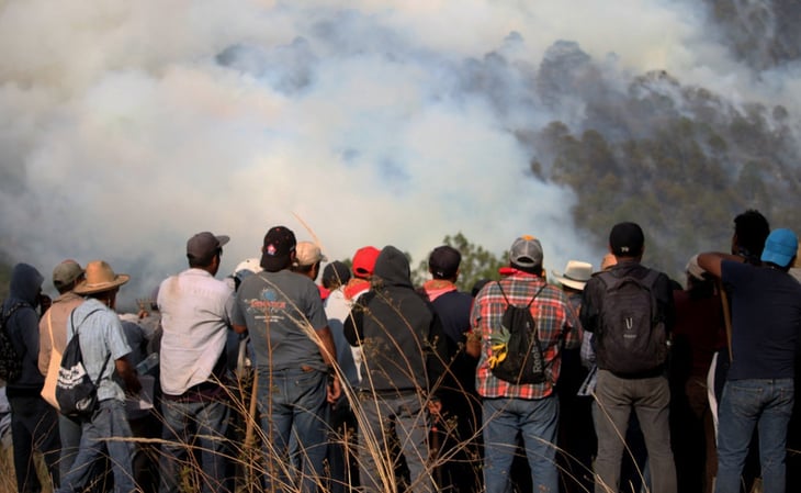 Reportan incendio forestal por roza en la Mixteca