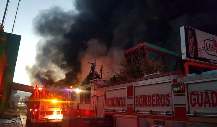 Reportan incendio en fábrica de aceites y grasas en Nuevo León
