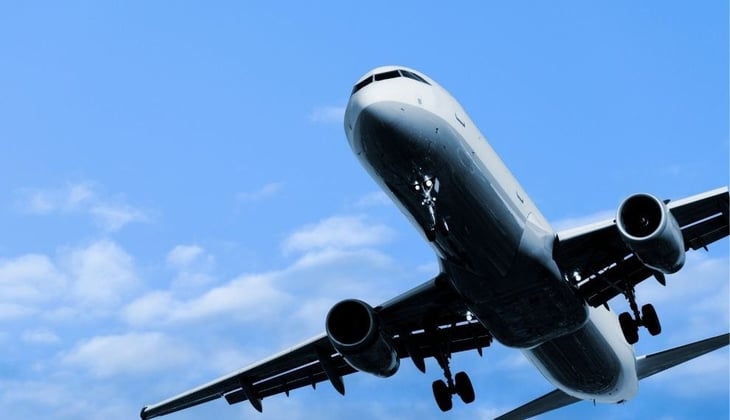 Aeropuertos y aerolíneas piden el fin de las nuevas restricciones por Ómicron