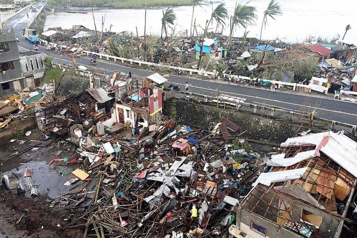 El tifón Rai deja al menos 31 muertos y más de 328.000 desplazados en Filipinas