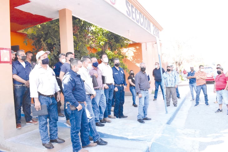 Monclova: Obreros sindicalizados de AHMSA cobran el jueves su ahorro