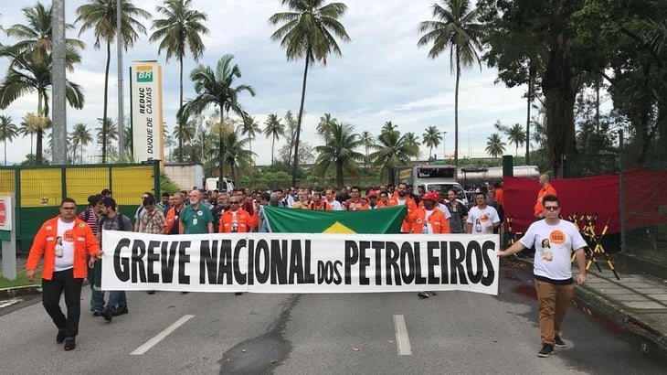 Trabajadores de Petrobras entran en 'estado de huelga' en Brasil