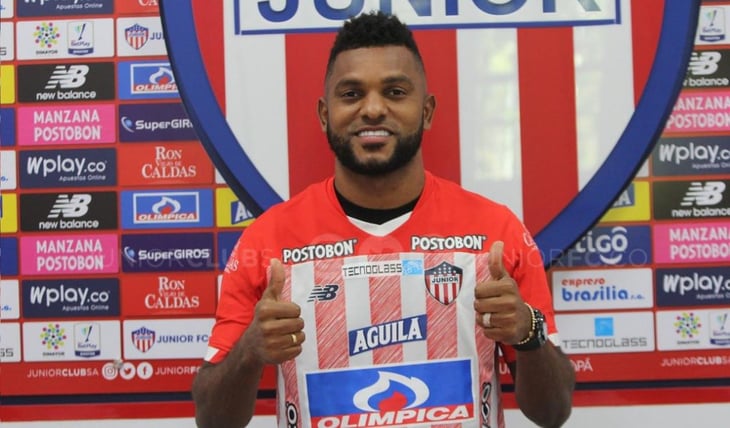 El Junior de Barranquilla oficializa el regreso del goleador Miguel Borja