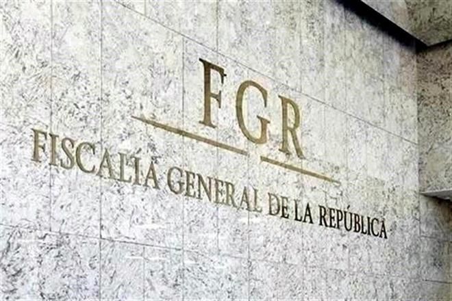 FGR despide a agentes del MP, peritos y policías 'por razones presupuestales'