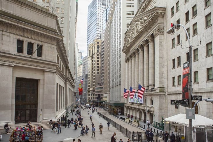 Wall Street abre verde y el Dow Jones sube 0,31% en la primera sesión del año