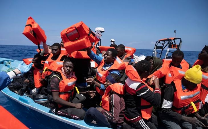 Devolución a Túnez de 22 inmigrantes irregulares detenidos en Libia