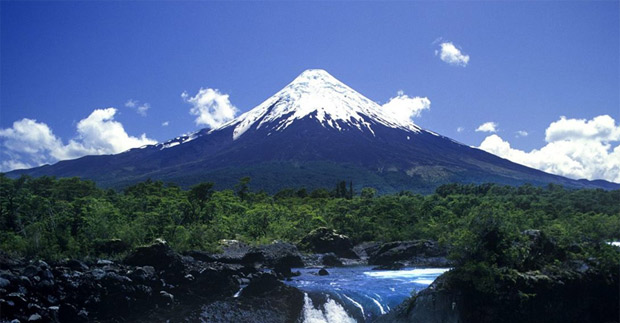 Un uruguayo y una argentina mueren en un accidente en volcán de la Patagonia