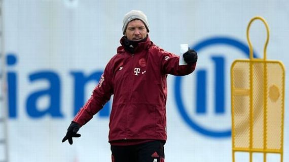 Bayern Munich completa su plantel con juveniles ante las bajas por COVID-19
