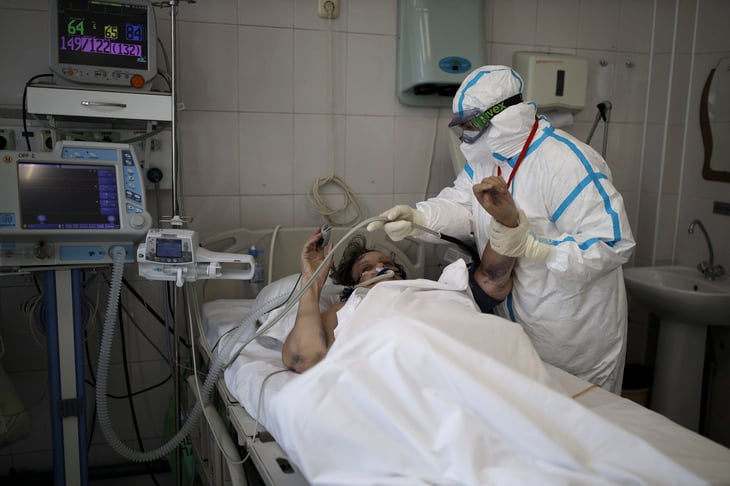 Comité de expertos alemanes pide proteger hospitales de colapso por Ómicron
