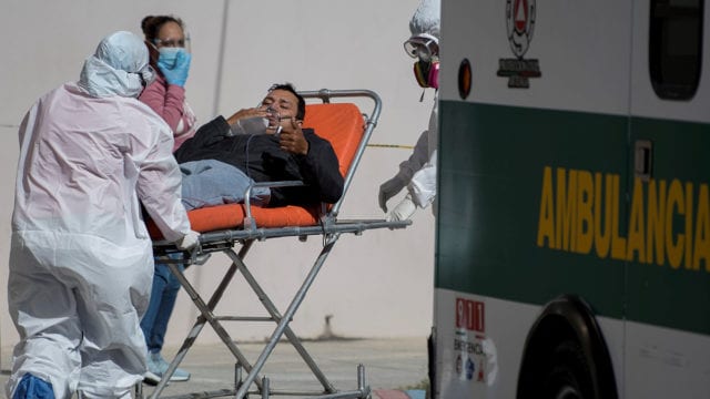 COVID-19: 300 mil 101 las defunciones por coronavirus en México