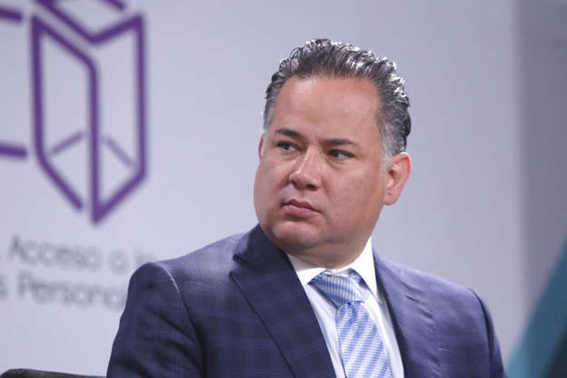 Santiago Nieto multiplicó sus ingresos en su paso por la UIF