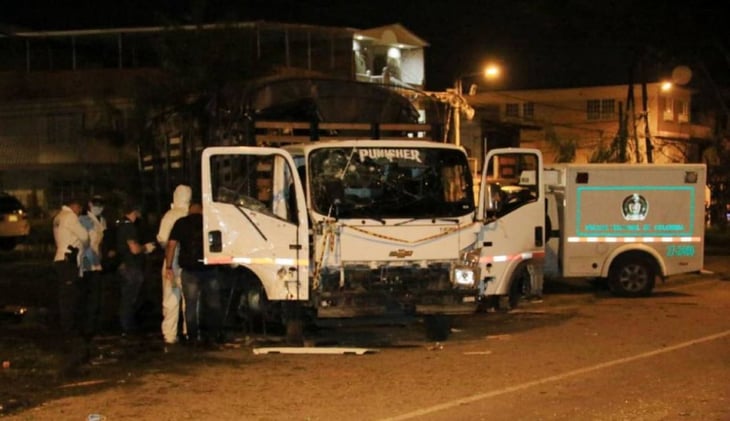Guerrilla de ELN se atribuye atentado contra camión de Policía en Colombia
