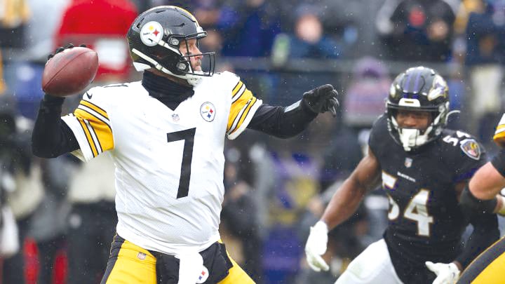 Steelers gana a Ravens en tiempos extras 16-13