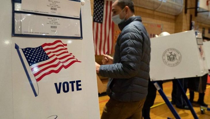 política La Ciudad de Nueva York permitirá a los migrantes votar en las elecciones locales