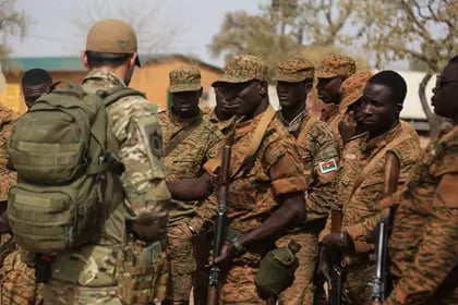 Detenidos 8 militares en Burkina Faso por presunto intento de golpe de Estado