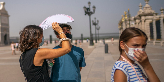 Miles de usuarios en Argentina siguen sufriendo cortes de luz y ola de calor