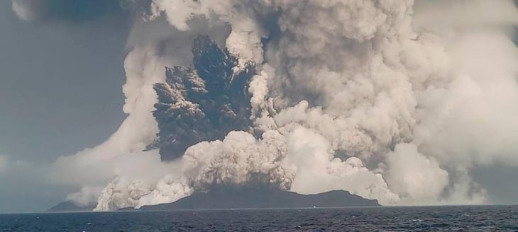 Ecuador con advertencia de tsunami en Galápagos por erupción en Tonga