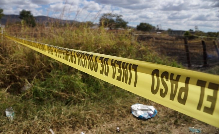 Hallan dos cuerpos encobijados en Zacatecas