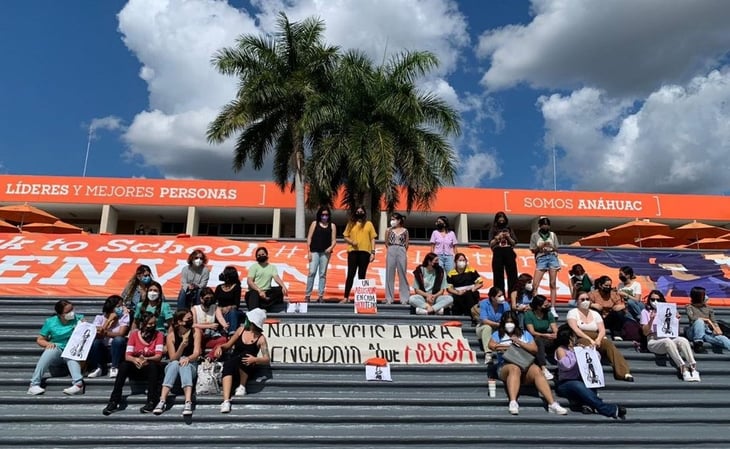 Estudiantes de la Universidad Mayab protestan por imágenes íntimas