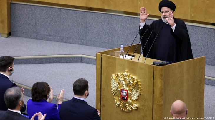 Rusia e Irán se comprometen a seguir negociando para salvar acuerdo nuclear
