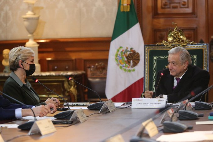 Andrés Manuel López Obrador platicó el futuro desarrollo de México y de EU
