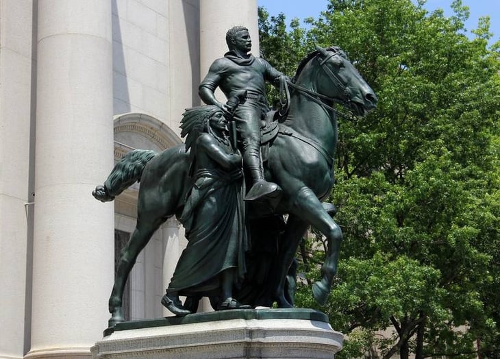 Nueva York esconde la estatua de Theodore Roosevelt