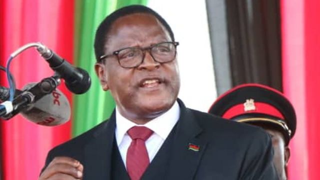 El presidente de Malaui disuelve su Gobierno por escándalos de corrupción