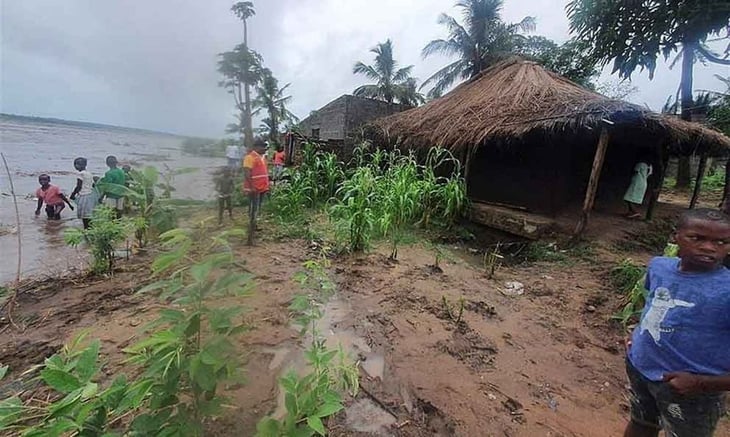 Al menos 12 muertos por una tormenta tropical en Mozambique