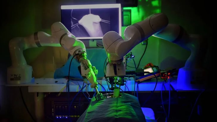 Robot cirujano logró operar sin la ayuda de humanos